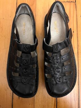 NWOT Alegria Pesca Fisherman Black Leather Sandal, Size 40 (US 9.5-10)
